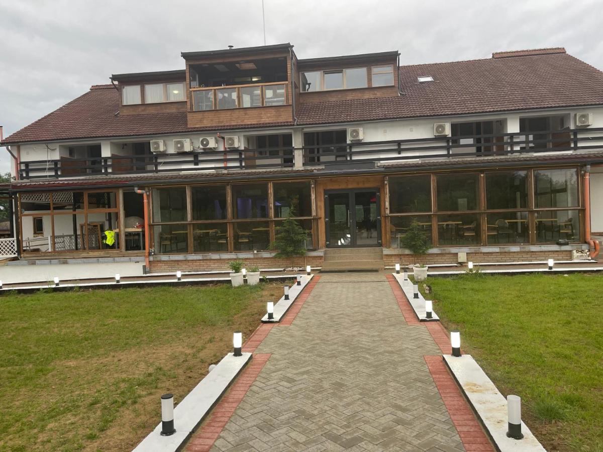 Marada Felix Hotel Hidişelul-de Sus Exterior foto
